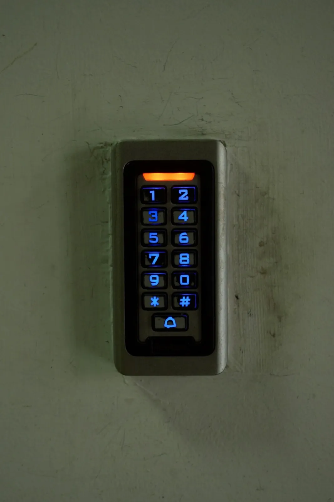 Işıklı alarm tuş takımı